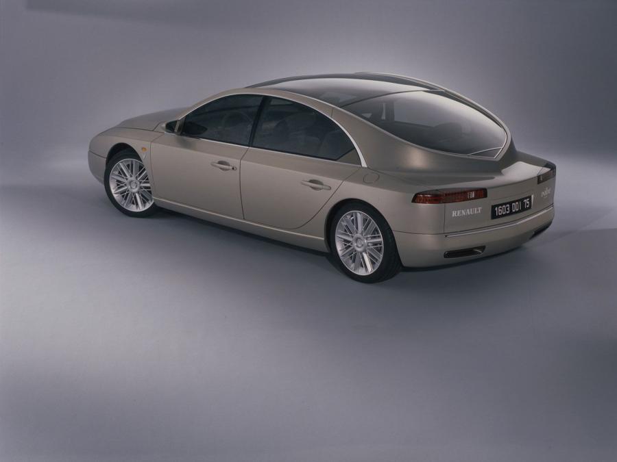 Renault Initiale Concept 1995 года  (фото 4 из 7)